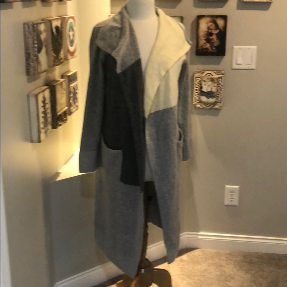 Devotion Cyrus colour block sweater Store displayXL